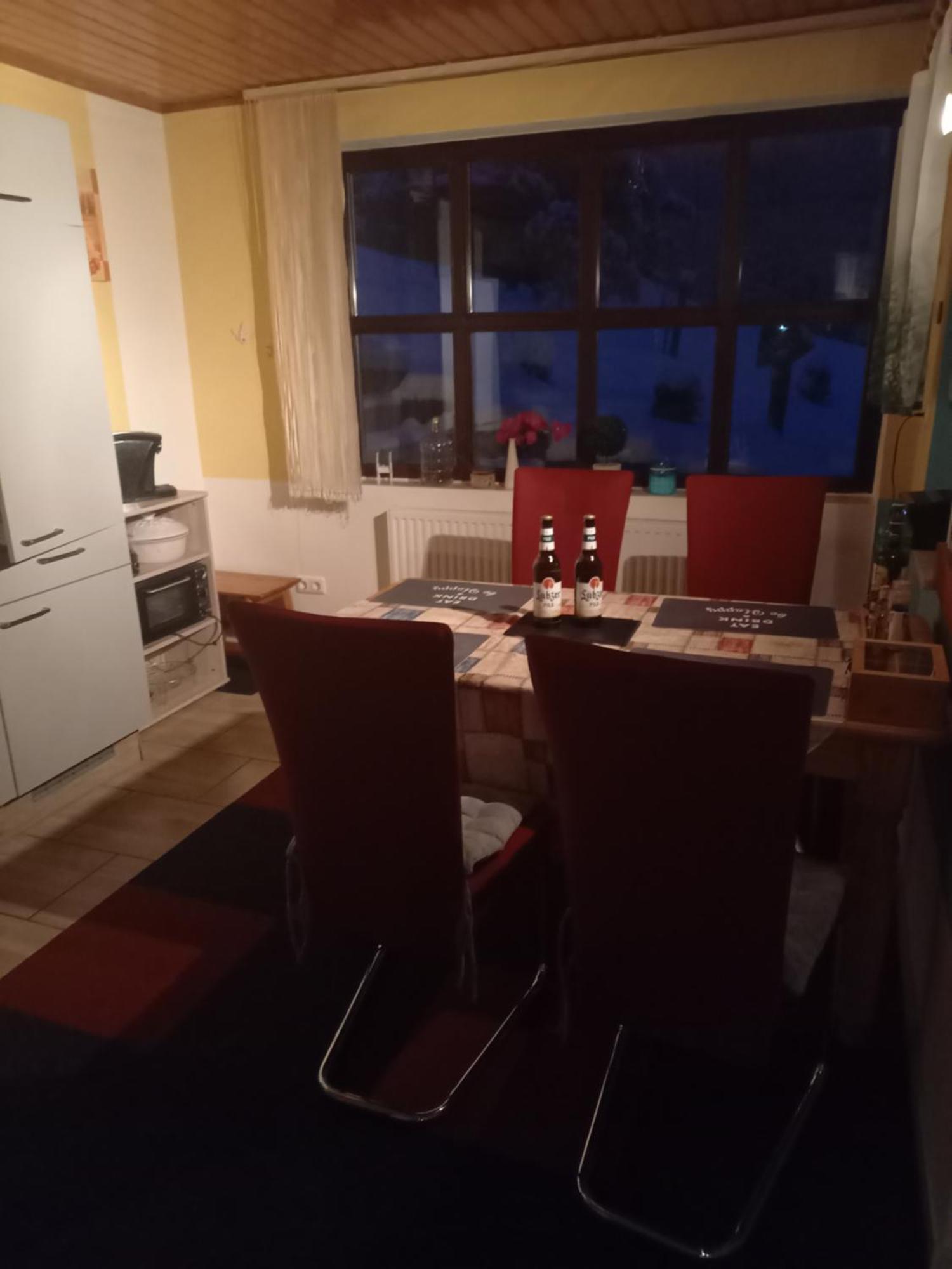 Monteur- Und Ferienwohnung Waldrauschen Fehrenbach Exterior photo